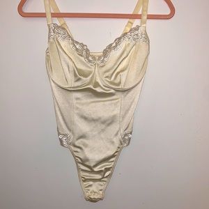 Vintage White Lace Lingerie Body Suit 36D